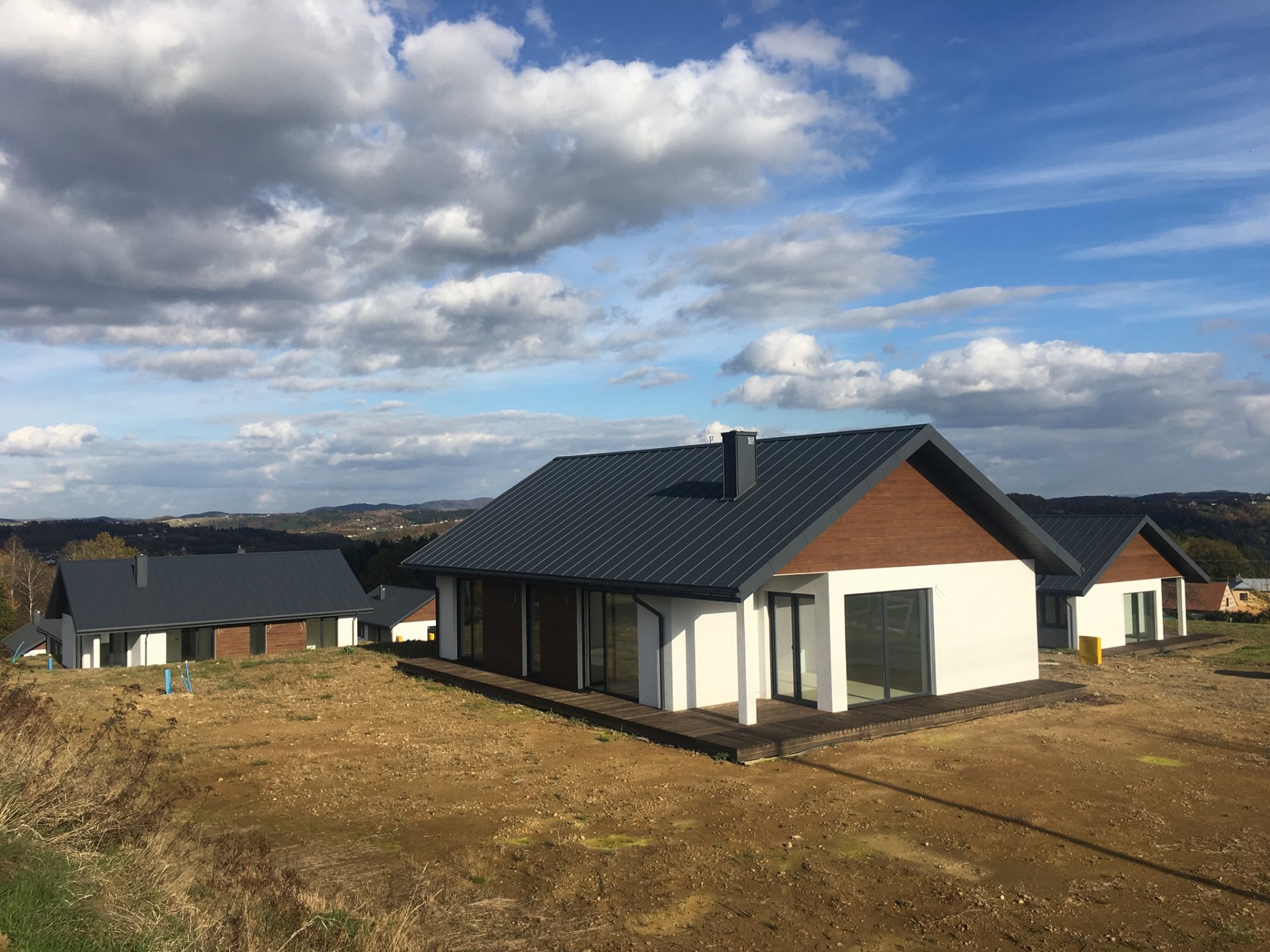 Kąśna Dolna, Ciężkowice "Skalna Osada"