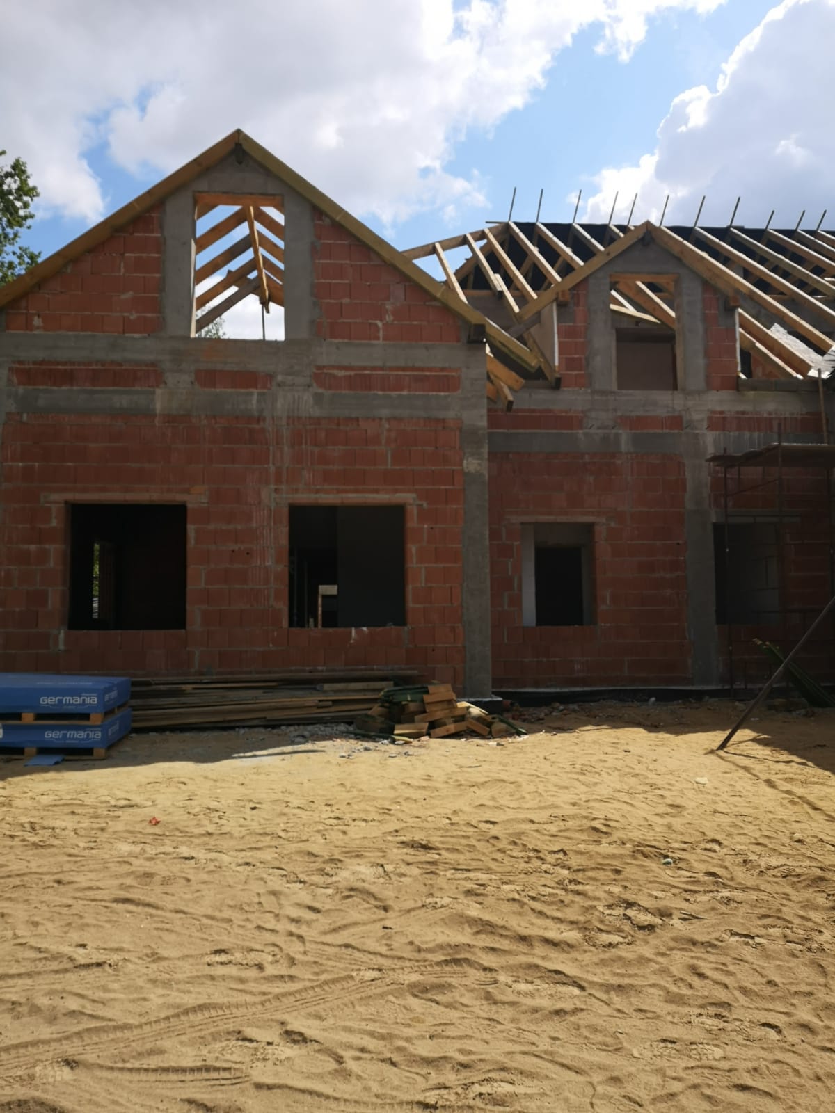 Dom weselny, architektura, projekt w ralizacji