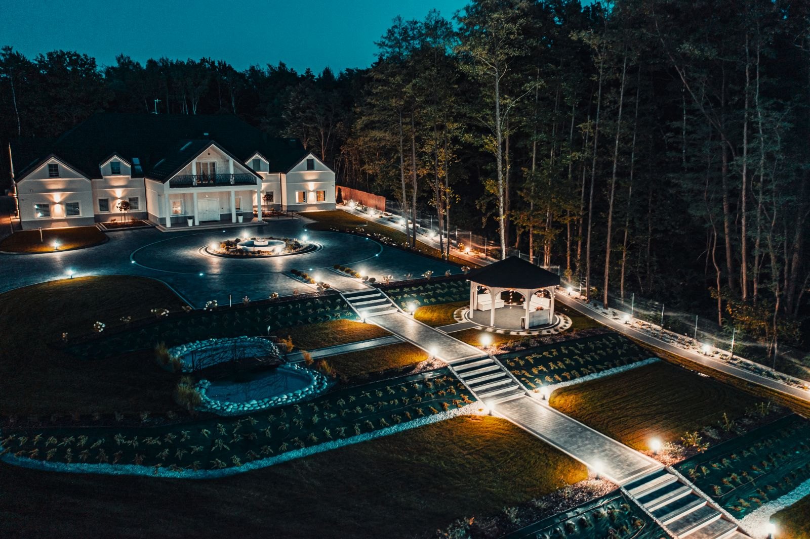 Projekt architektoniczny. Dom weselny. Szarwark 2019.